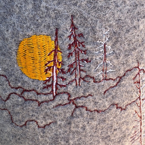 VTG Northern Sun Canadian-Made Pure Virgin Wool Parka Coat with Fur Trim & Embro - Picture 5 of 17